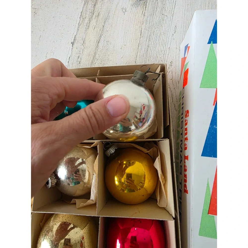 Vintage shiny Brite ball ornament green red gold silver set box Santa Land Xmas